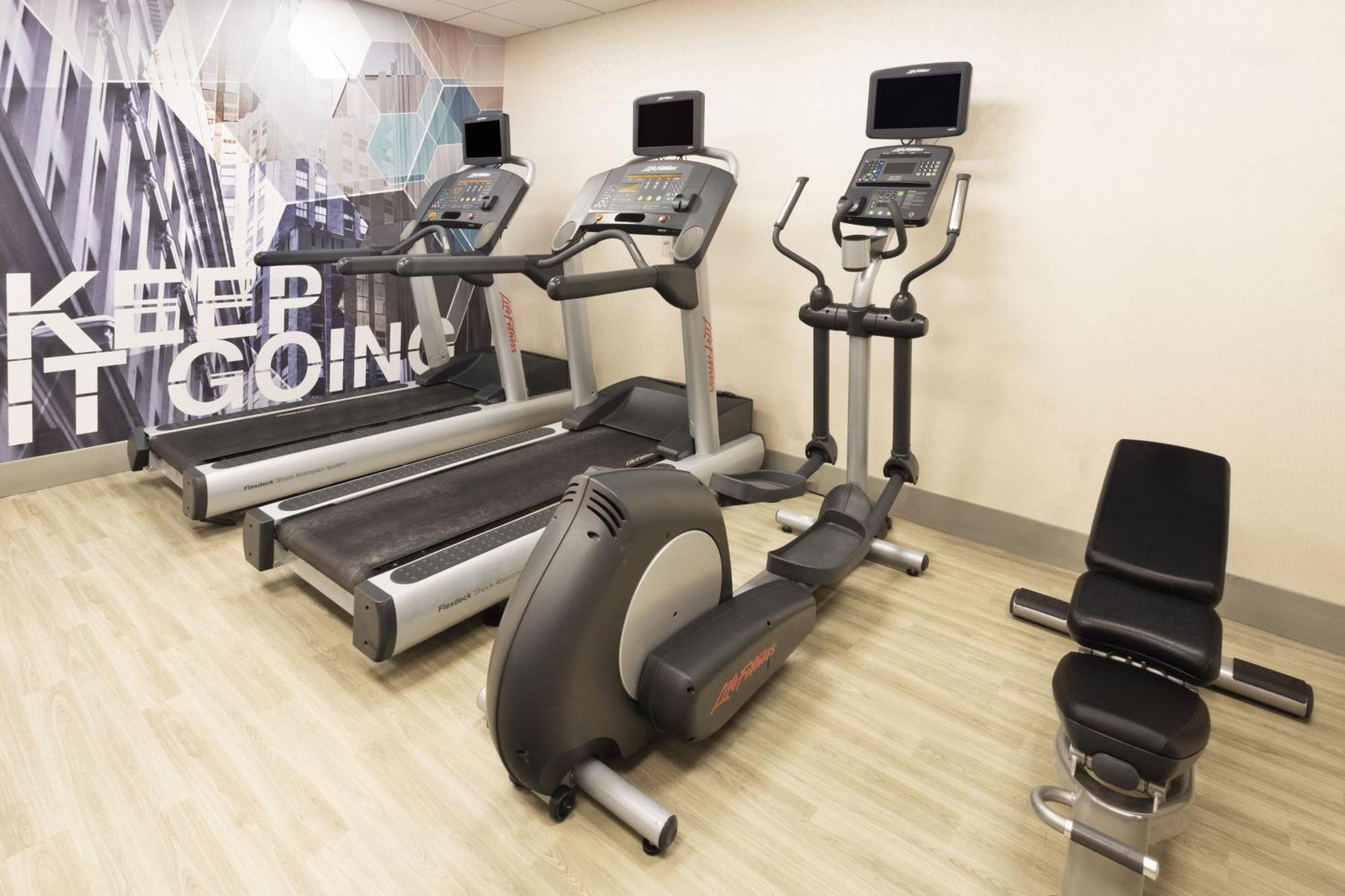 Springhill Suites Birmingham Colonnade Экстерьер фото