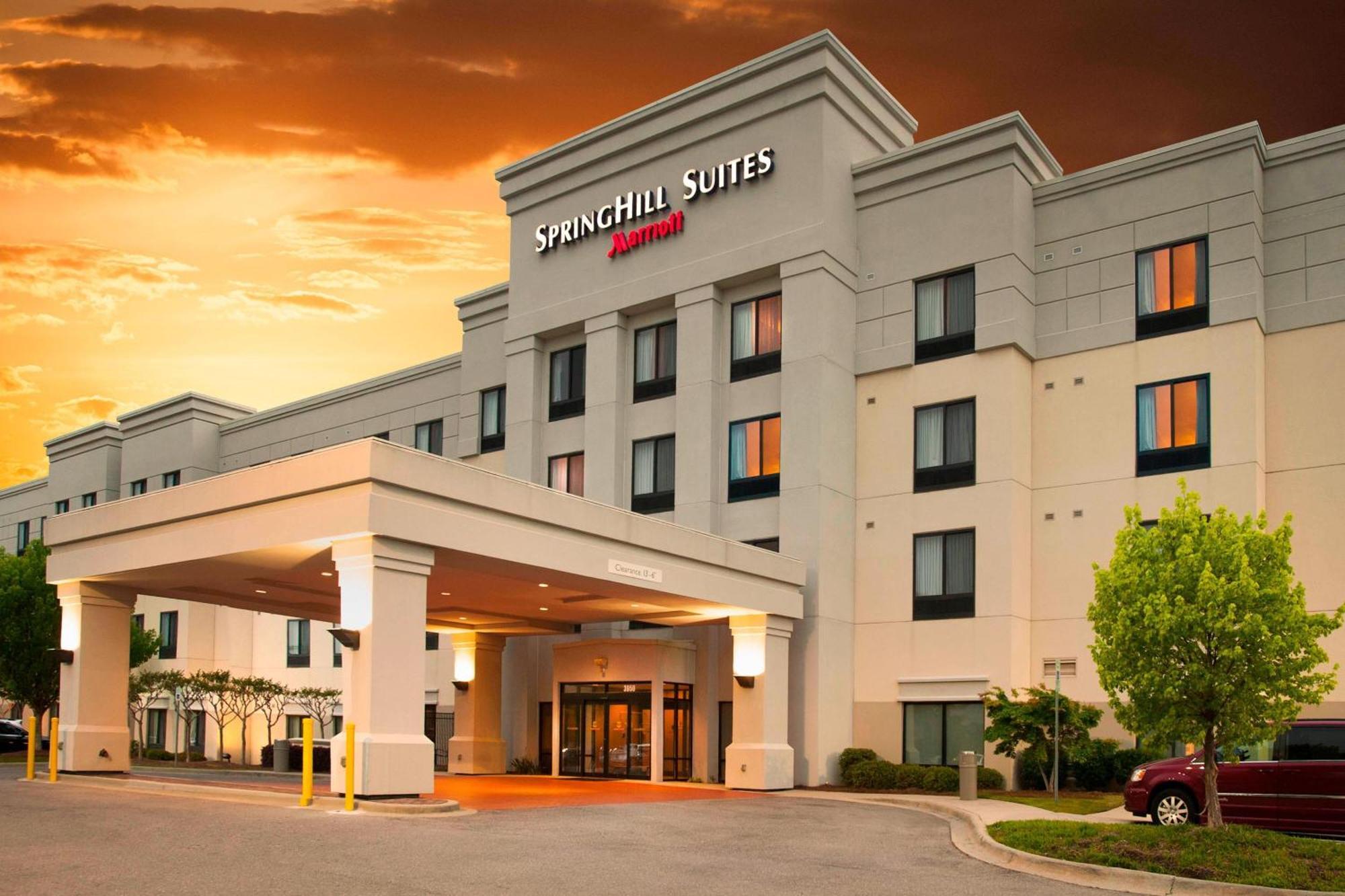 Springhill Suites Birmingham Colonnade Экстерьер фото