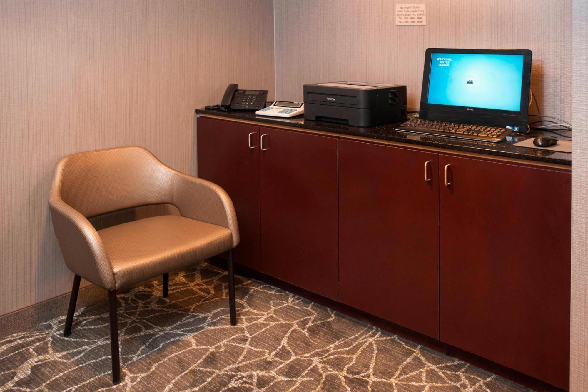 Springhill Suites Birmingham Colonnade Экстерьер фото
