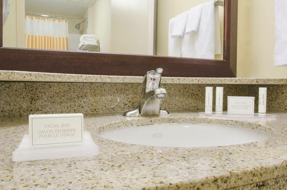 Springhill Suites Birmingham Colonnade Экстерьер фото